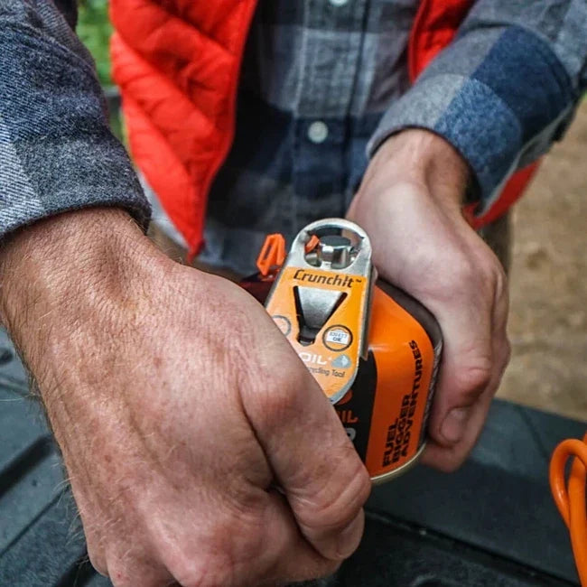 Jetboil CrunchIt™ Fuel Canister Recycling Tool instrument pentru perforare cartușe goale