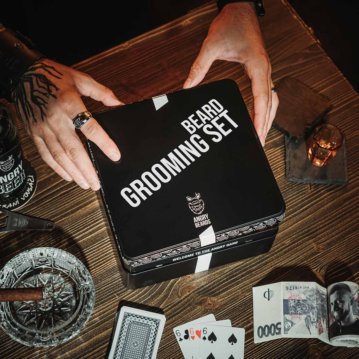 Angry Beards starostlivosti o bradu a fúzy set