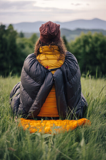 Patizon Multi Quilt 250 sac de dormit M, negru/roșu