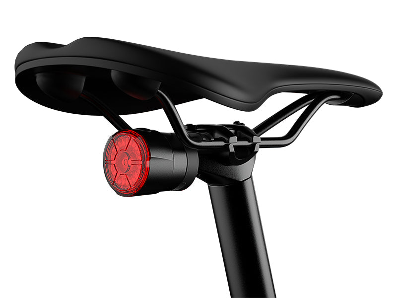 Fenix BC06R lanternă intermitentă reîncărcabilă