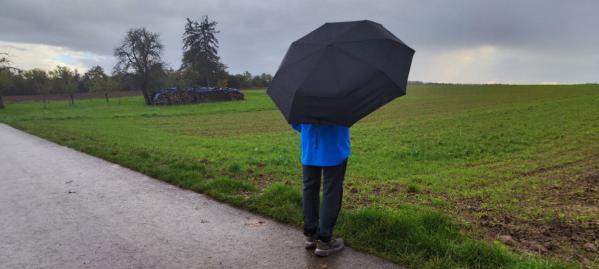 Origin Outdoors Wind-Trek umbrelă compactă rezistentă la vânt cu fibre de sticlă și strat de teflon tije din fibre de sticlă, L, neagră