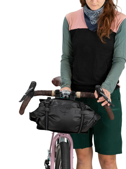 OSPREY ESCAPIST HANDLEBAR BAG husă pe ghidonul bicicletei LARGE, neagră