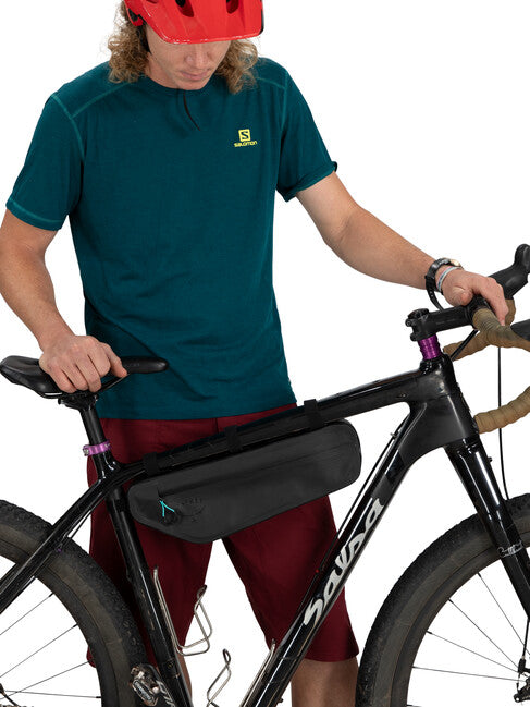 OSPREY ESCAPIST FRAME BAG husă pentru cadrul bicicletei SMALL, neagră
