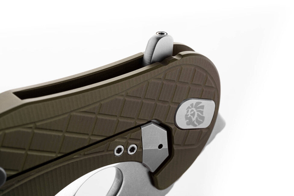 Lionsteel L.E. ONE 1 A GS cuțit tip KARAMBIT Green/stone washed dezvoltat în colaborare Emerson Design