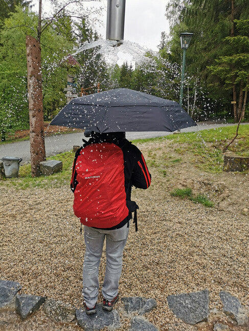 Origin Outdoors Wind-Trek umbrelă compactă rezistentă la vânt cu fibre de sticlă și strat de teflon tije din fibre de sticlă, L, neagră