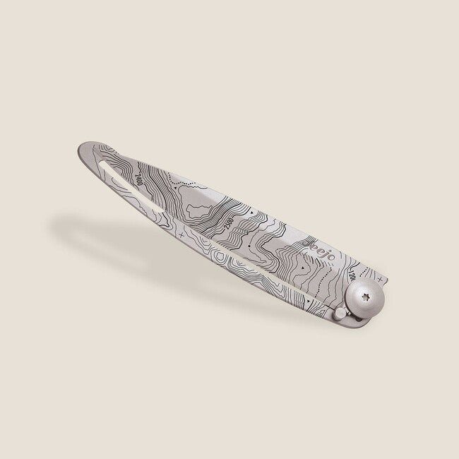Deejo Tattoo briceag Topography Naked