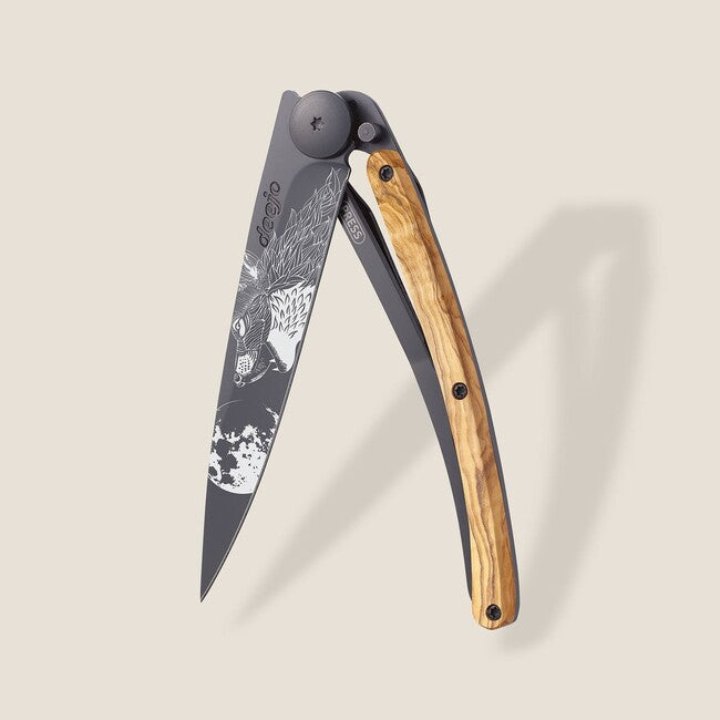 Deejo Black tattoo briceag howling olive wood