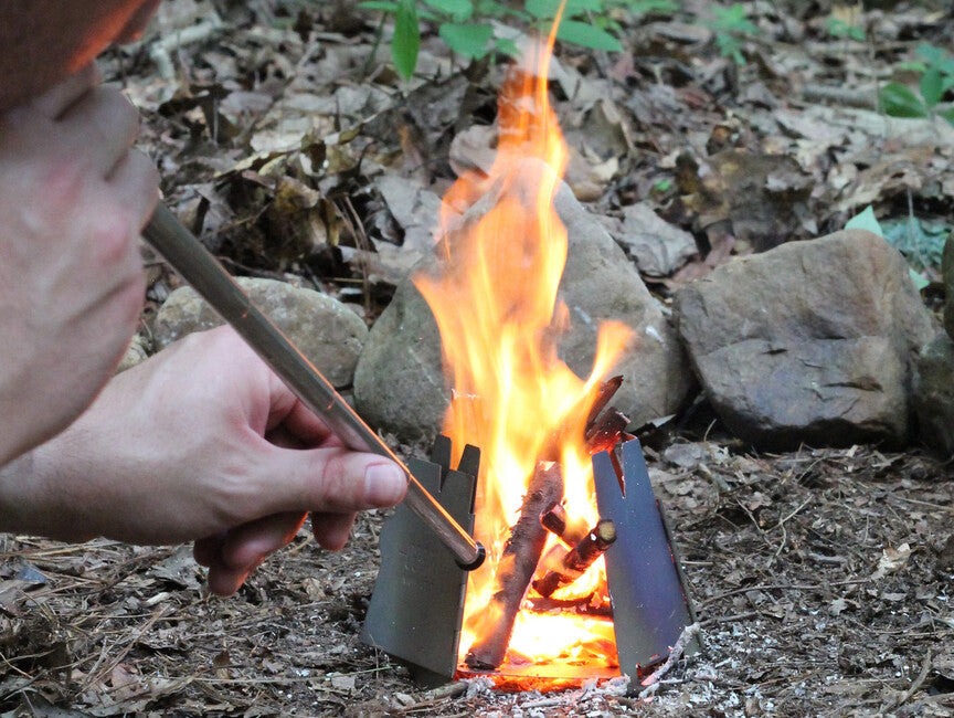 Vargo Ultimate Fire Starter amnar cu tub de suflare