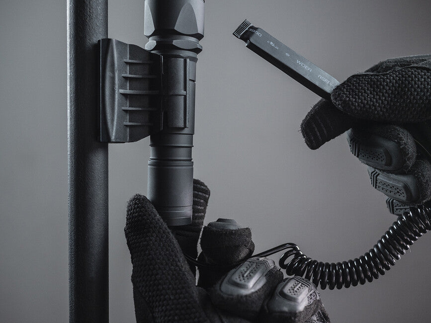 ArmyTek Dobermann Extended set tactic cu lumină
