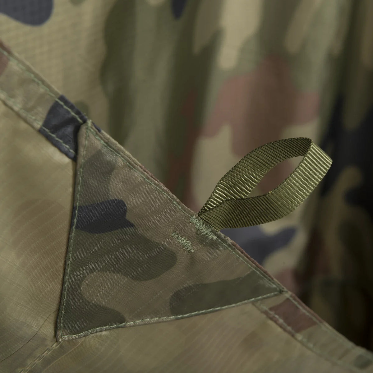 Helikon-Tex SUPERTARP Small® celta, olivovo zelená – detail 4
