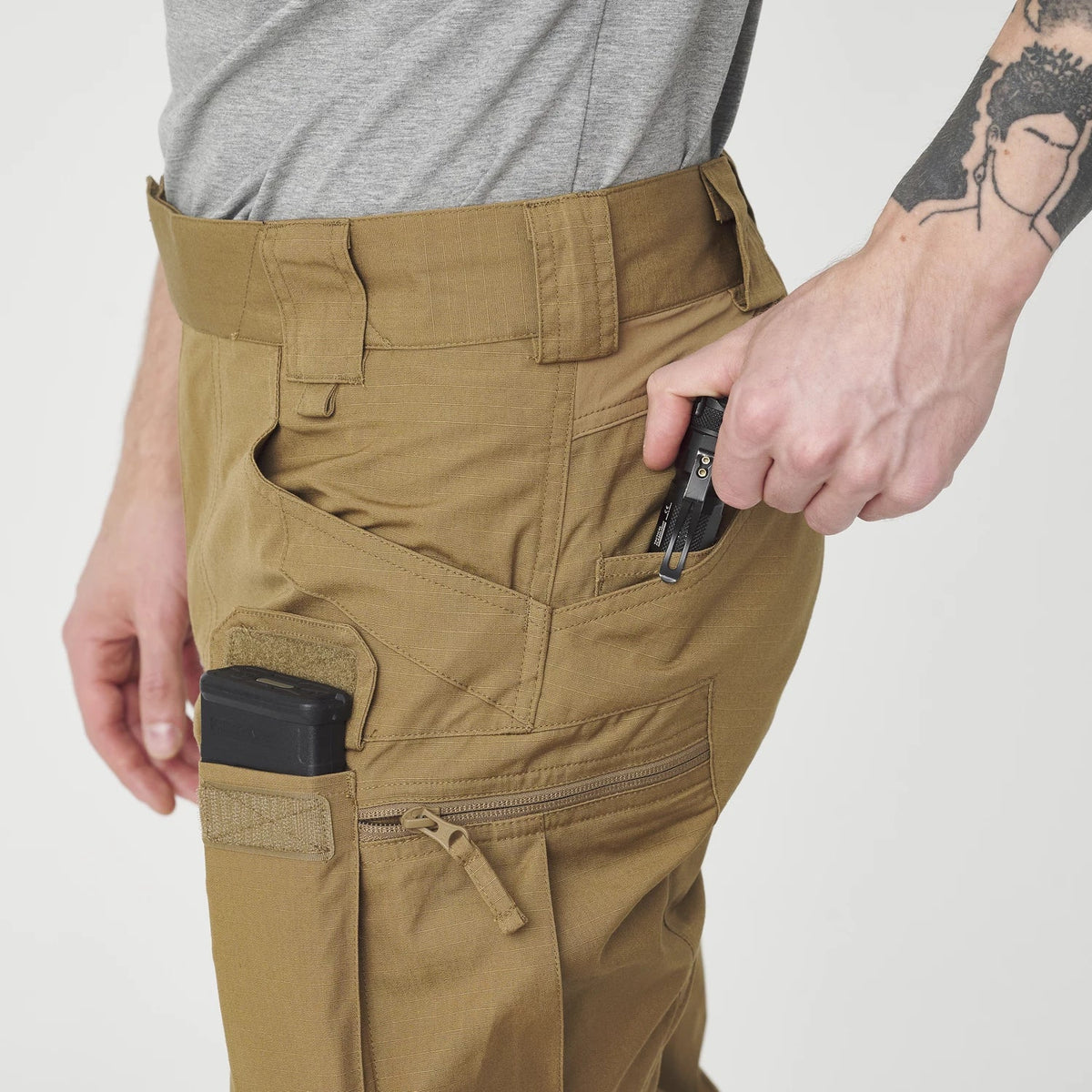 Helikon-Tex UTP pantaloni tactici Flex, Coyote