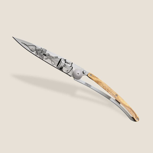 Deejo Tattoo wood briceag Chef