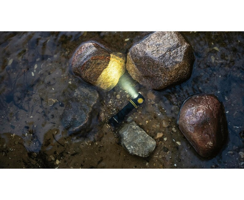 ArmyTek Elf C2 USB-C lanternă frontală LED cu alimentare din acumulator 1100 lm lanternă de mână, albă