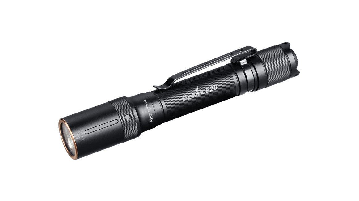Fenix E20 V2.0 lanternă