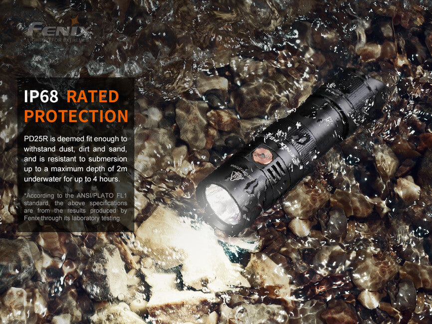 Fenix PD25R lanternă de buzunar