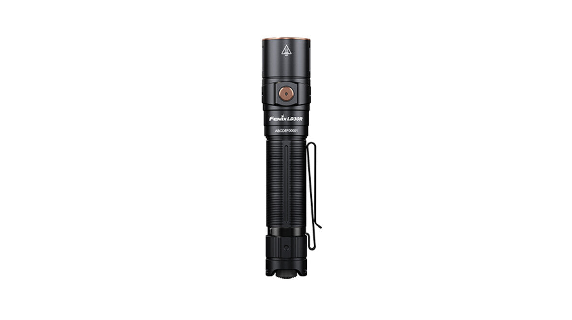 Fenix LD30R lanternă LED reîncărcabilă