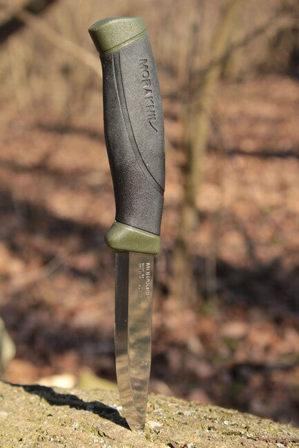 Mora of Sweden Companion cuțit, military green