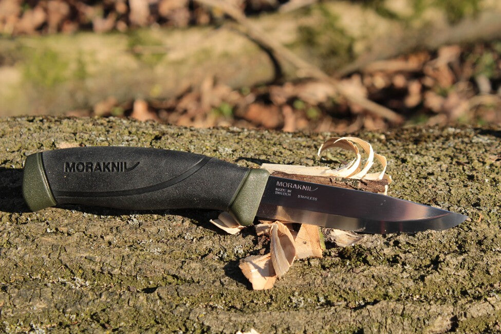 Mora of Sweden Companion cuțit, military green