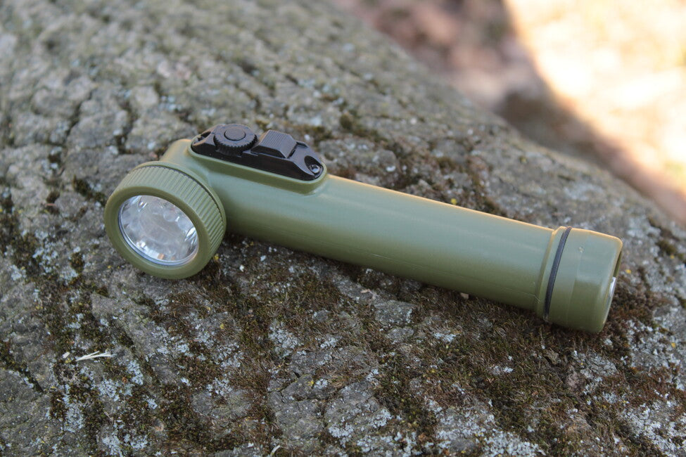 Mil-Tec Army 6 lanternă LED 16cm, oliv