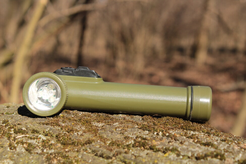 Mil-Tec Army 6 lanternă LED 16cm, oliv