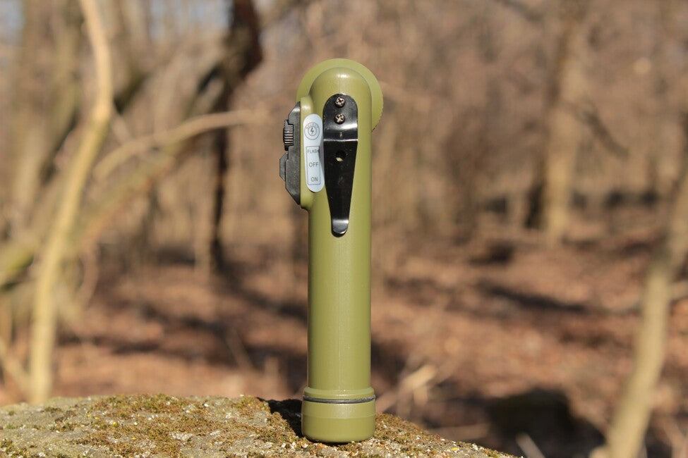 Mil-Tec Army 6 lanternă LED 16cm, oliv