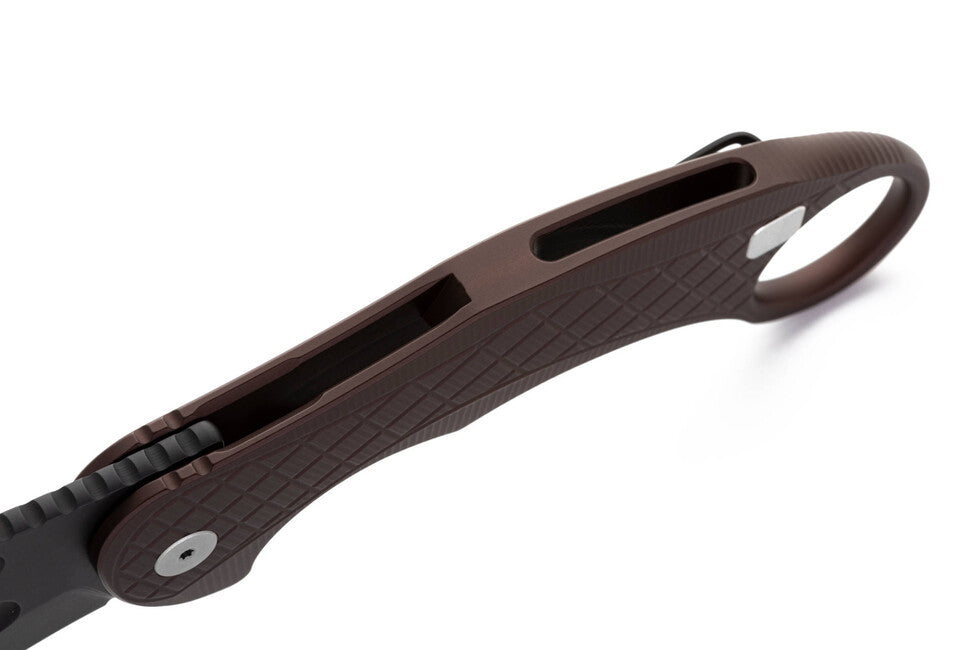 Lionsteel L.E. ONE 1 A EB cuțit tip KARAMBIT Emerson Design dezvoltat în colaborare, Earth Brown/Chemical Black