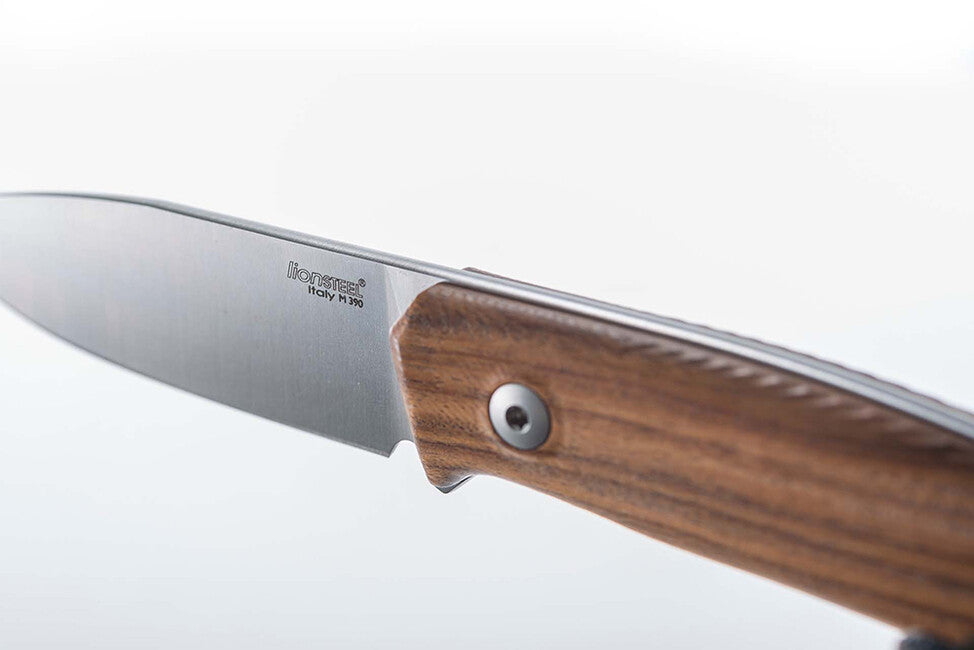 Lionsteel M1 ST foarte practic