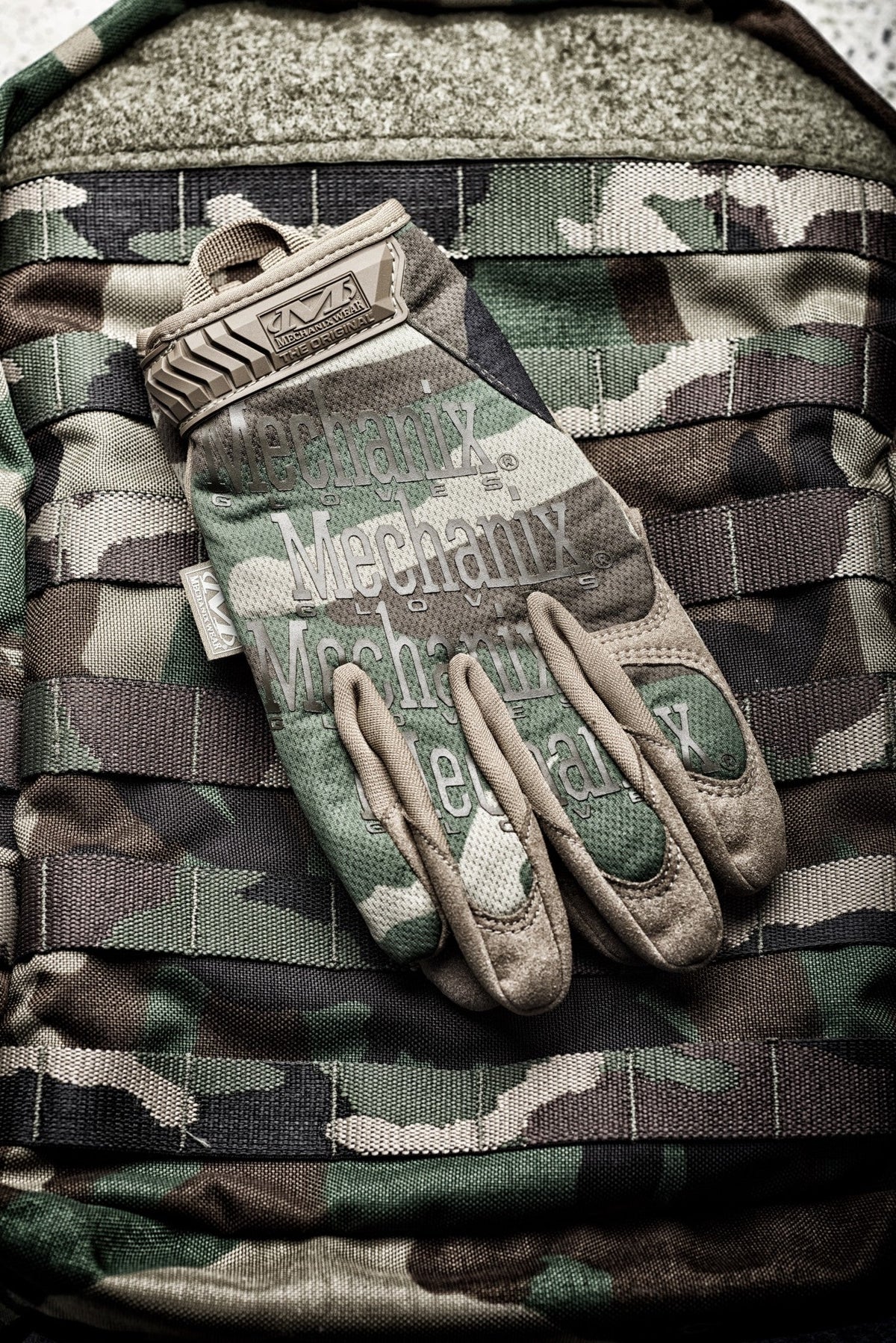 Mechanix Wear Original mănuși woodland camo