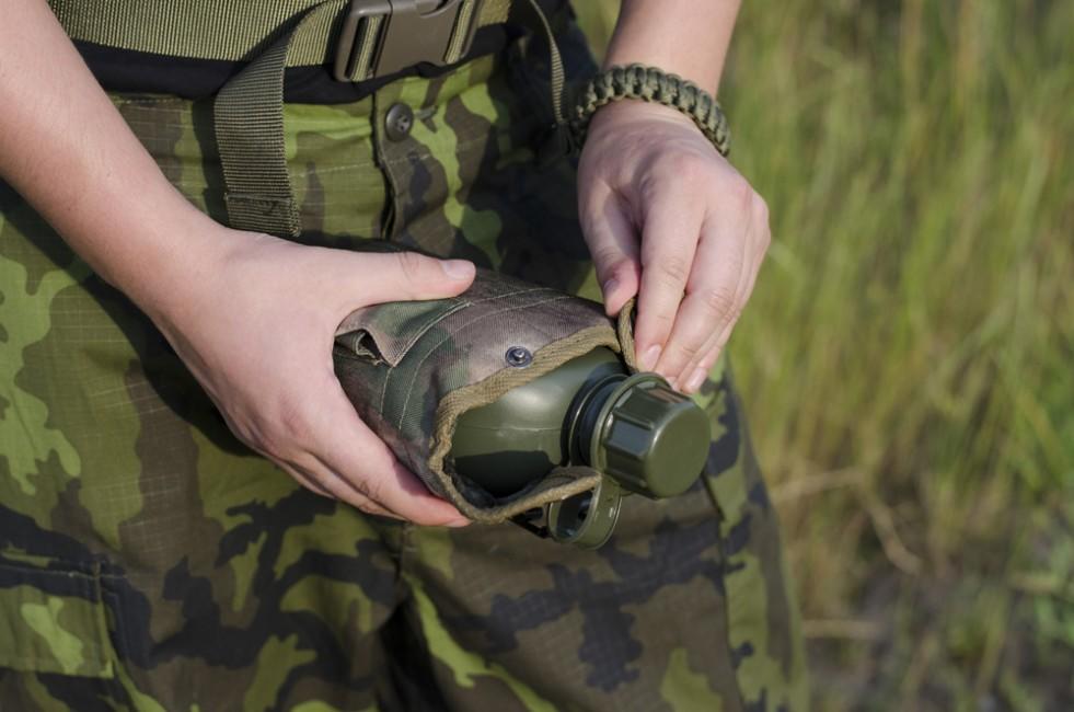 MFH Victory ploscă de câmp HDT camo FG 1l, model