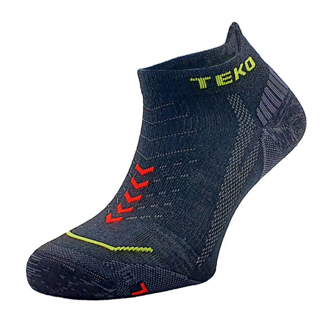 TEKO eco RUN 1.0 ULTRA șosete de alergare joase ultraușoare MERINO, negre