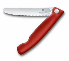 Victorinox Swiss Classic briceag pentru fructe și legume lamă zimțată, roșu