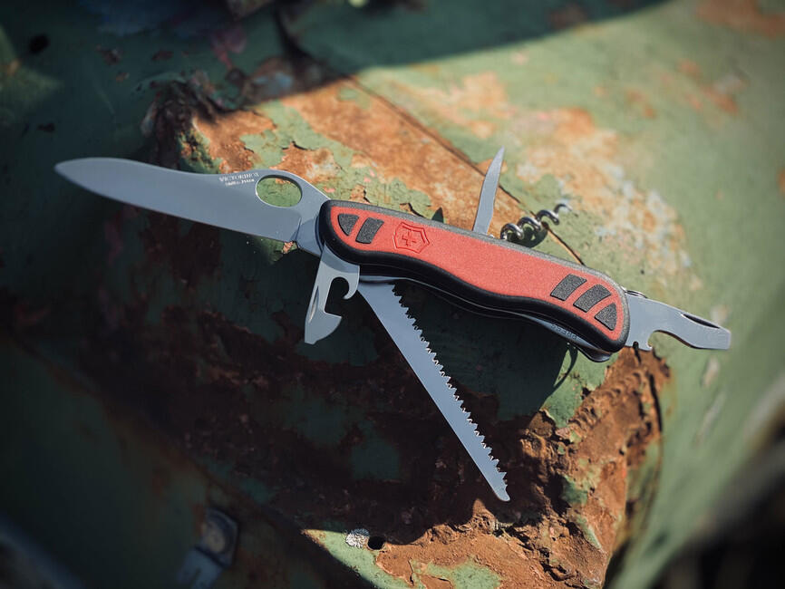 Victorinox Forester Briceag VX, roșu-negru, 111mm